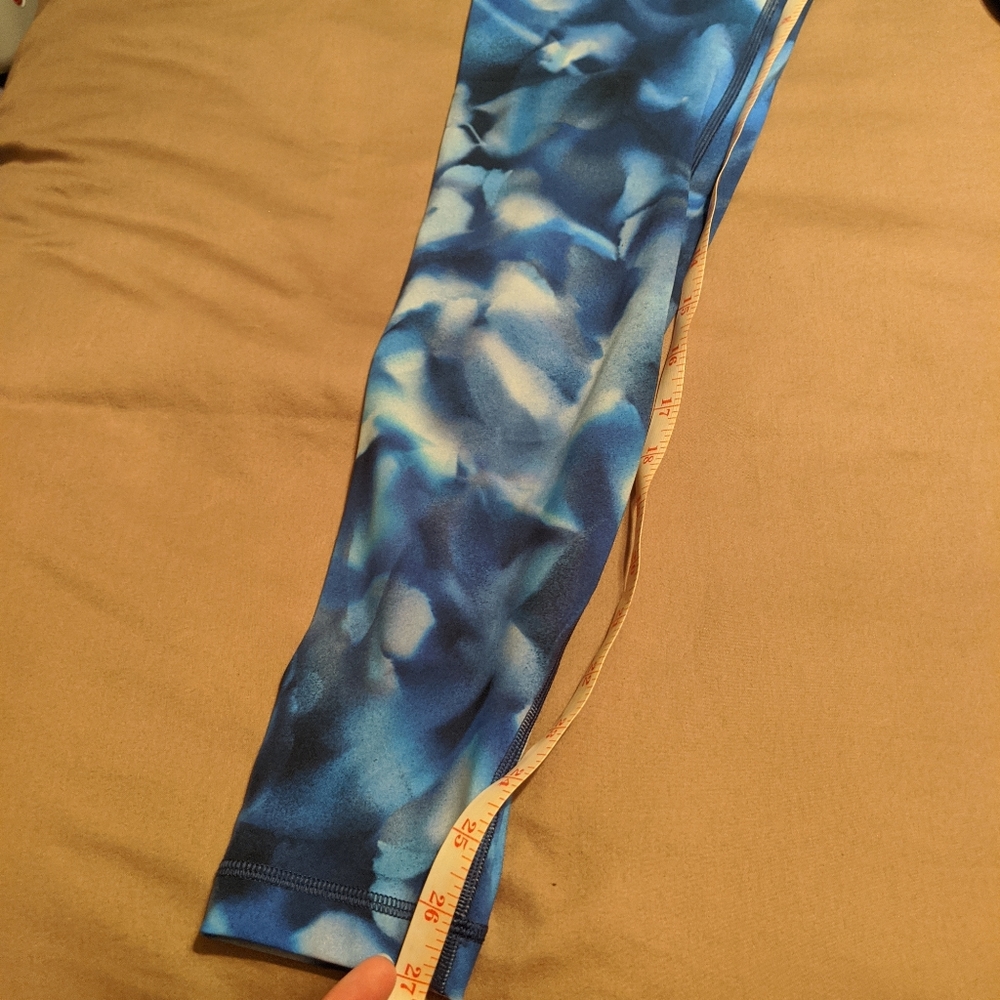 Lululemon leggings - Picture 5 of 6